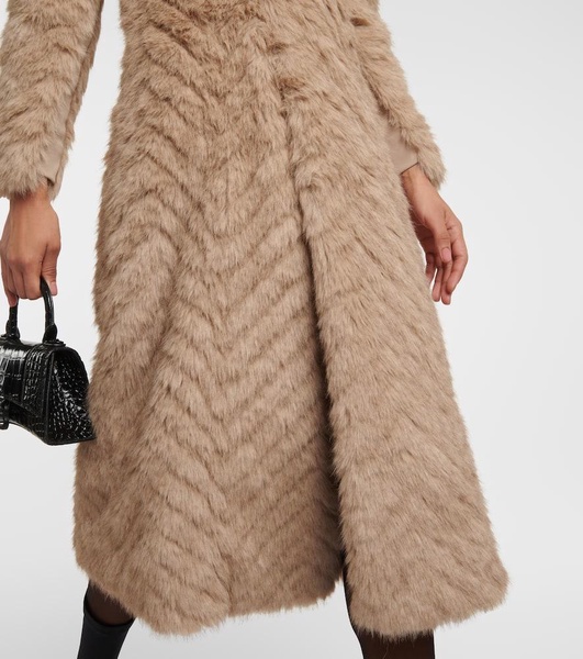 Faux fur coat 