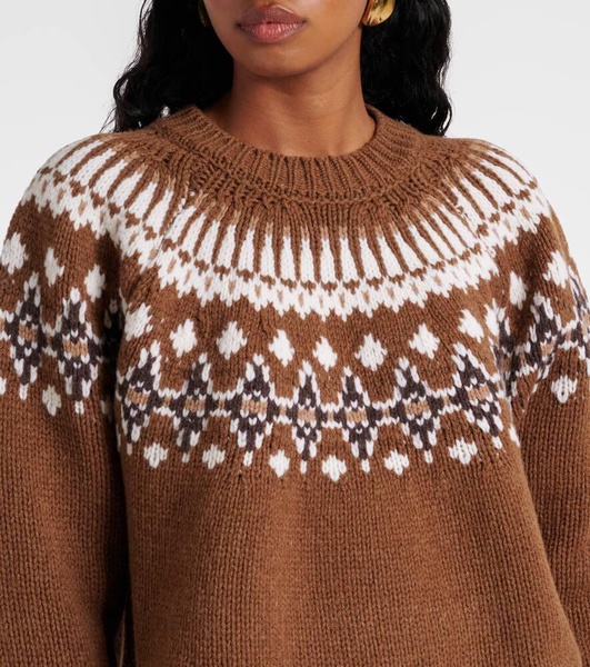 Sweet Winter intarsia sweater