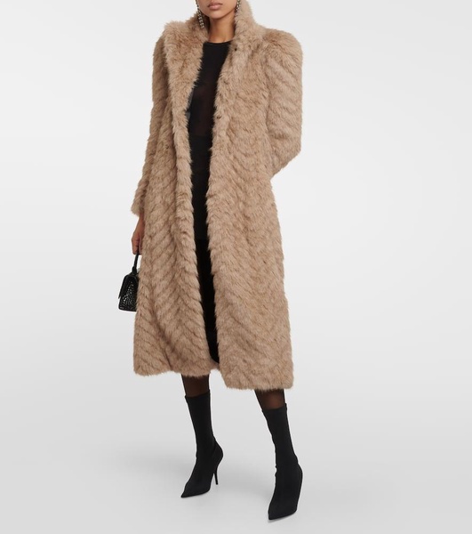 Faux fur coat 