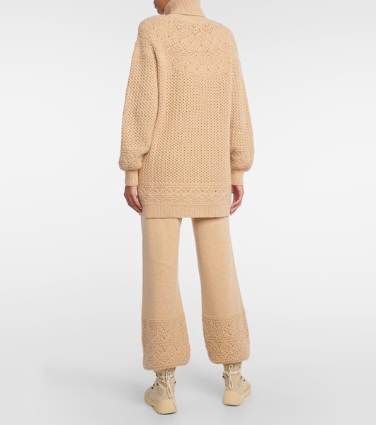 Crochet cashmere turtleneck sweater