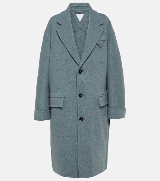 Single-breasted cashmere coat