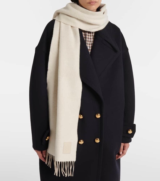 Wool and cashmere scarf