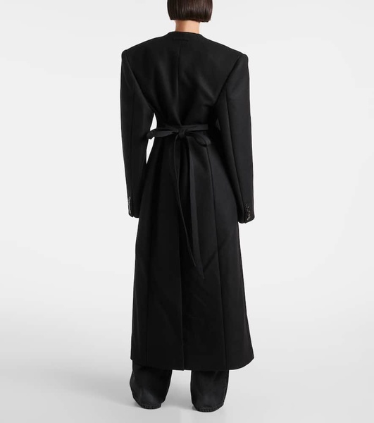 Hooded wool coat 