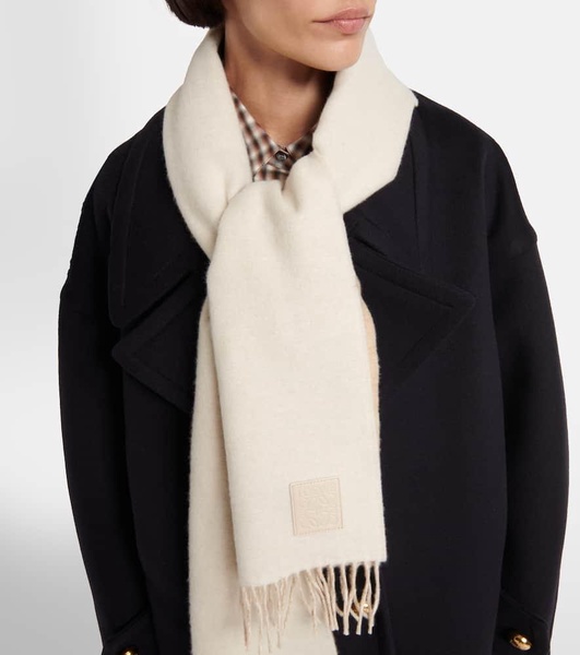 Wool and cashmere scarf