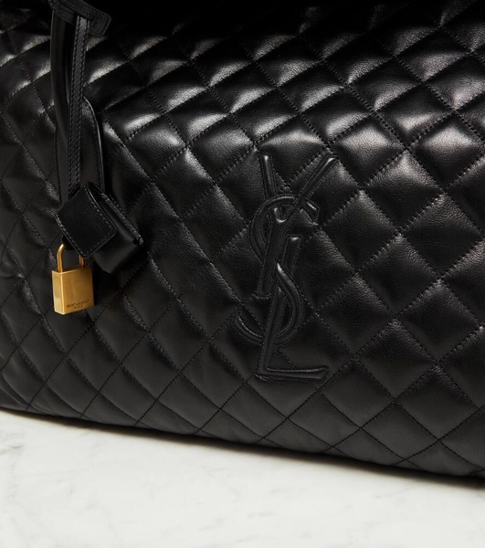 Es Giant quilted leather travel bag