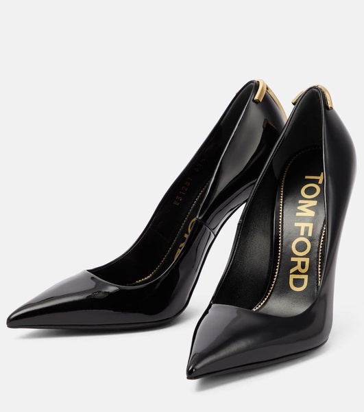 T patent leather pumps