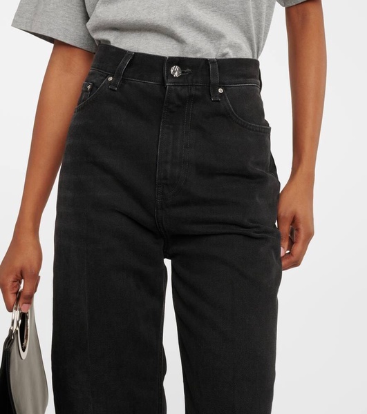 Mid-rise tapered jeans