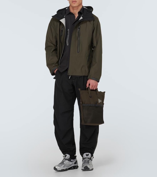 2.5L Hiker raincoat