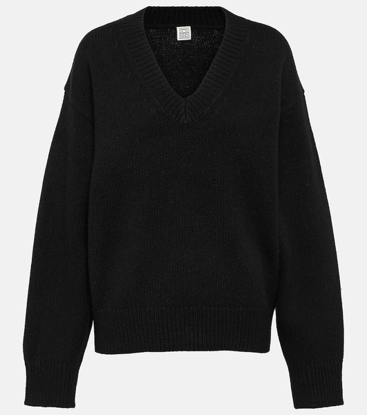 Wool and cashmere sweater