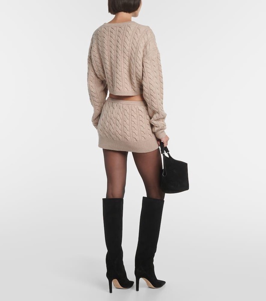 Wool and cashmere sweater