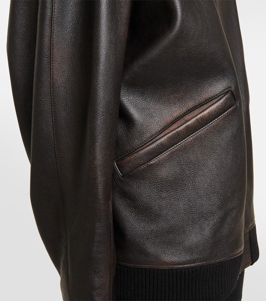 Kengia leather jacket 