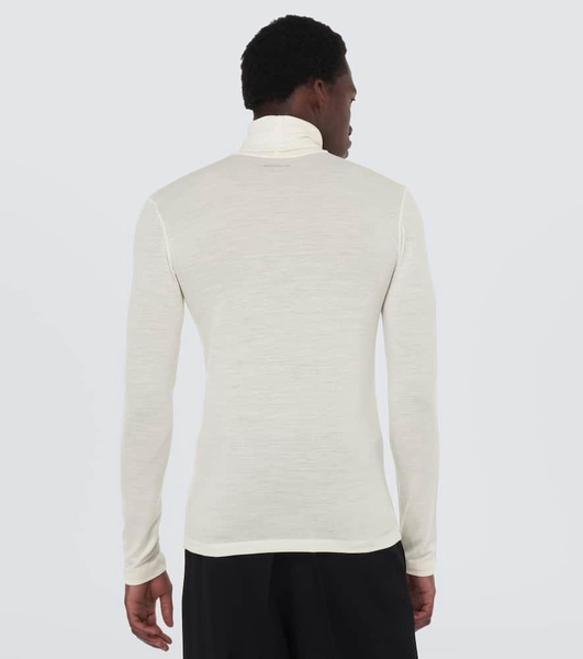 Logo turtleneck sweater