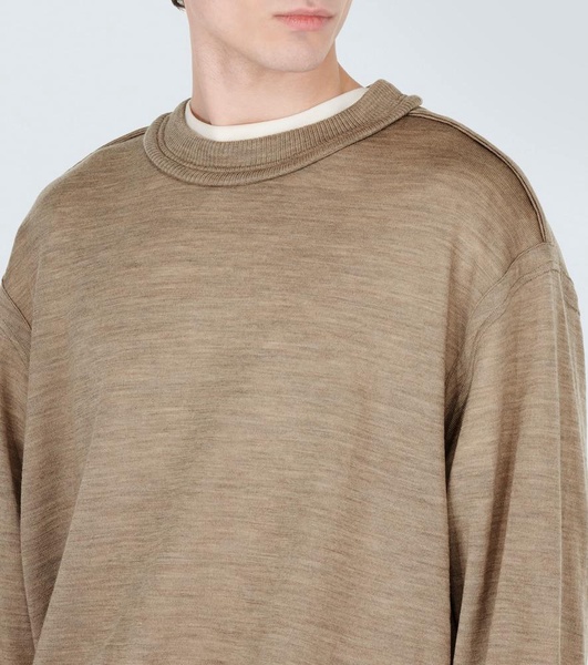 Wool sweatshirt