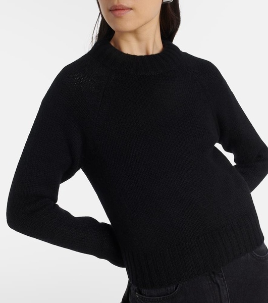 Cashmere sweater