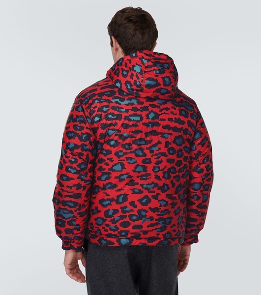 Printed down jacket