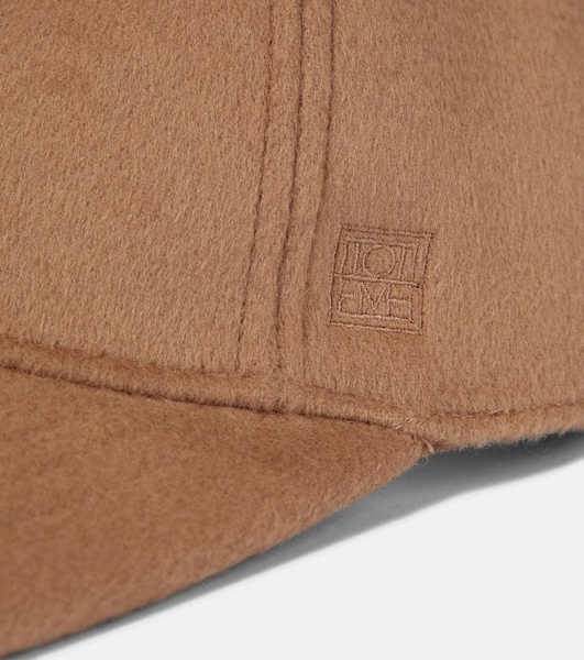 Wool and cashmere baseball cap