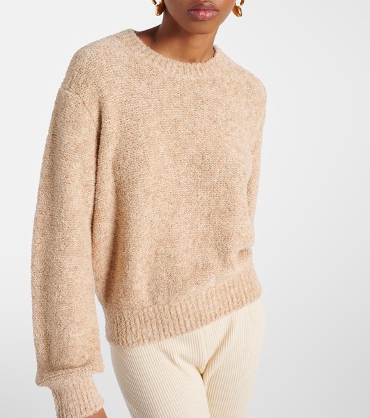 Cocooning silk, cashmere, and linen sweater