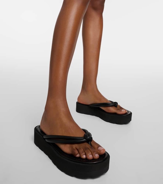 Leather thong sandals