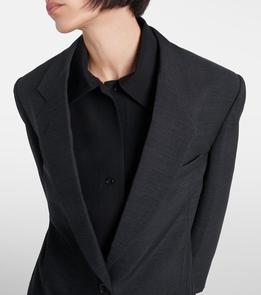 Virgin wool blazer