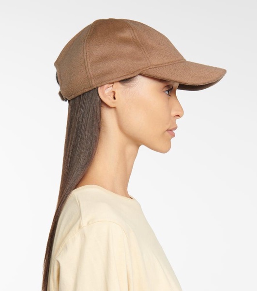 Wool and cashmere baseball cap