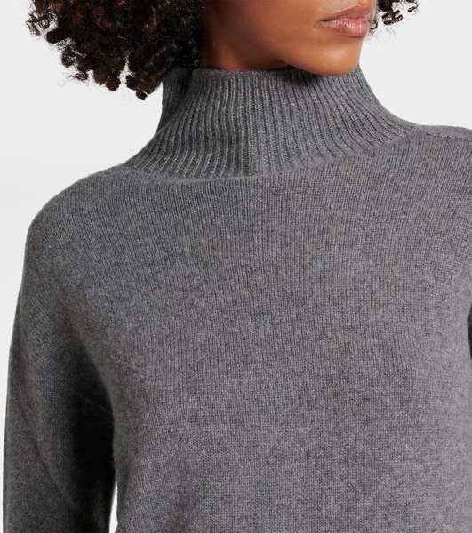 Cashmere turtleneck sweater