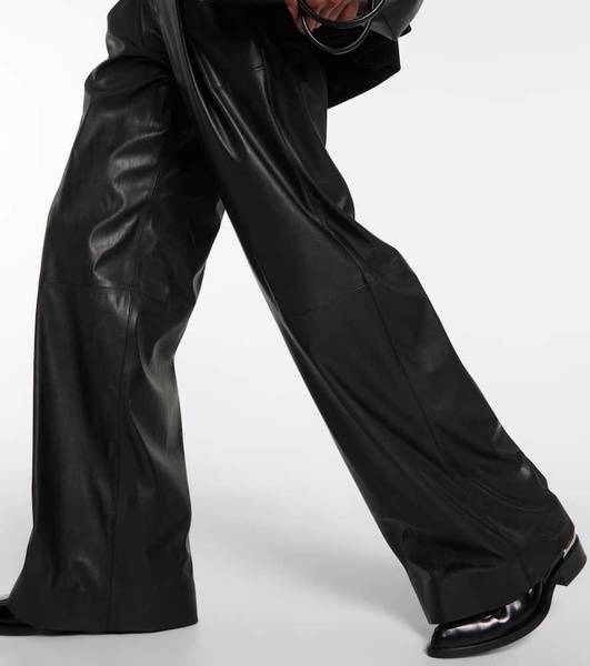 Sleek Comfort faux-leather pants