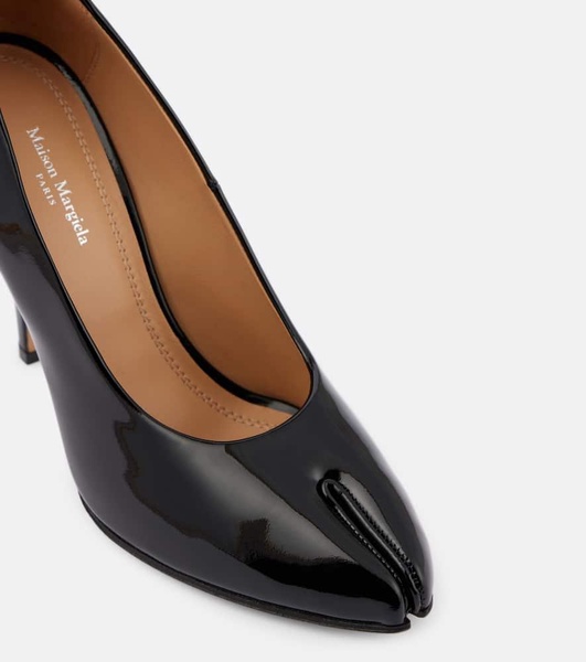 Tabi patent leather pumps