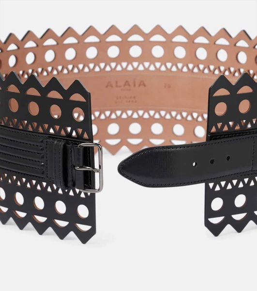 Leather corset belt