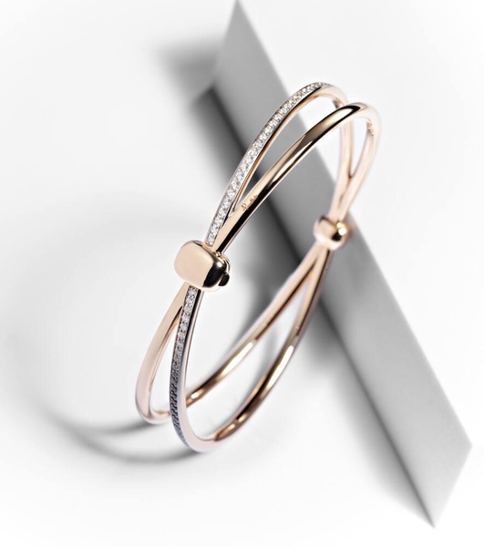 Pomellato Together 18kt rose gold bangle with white diamonds