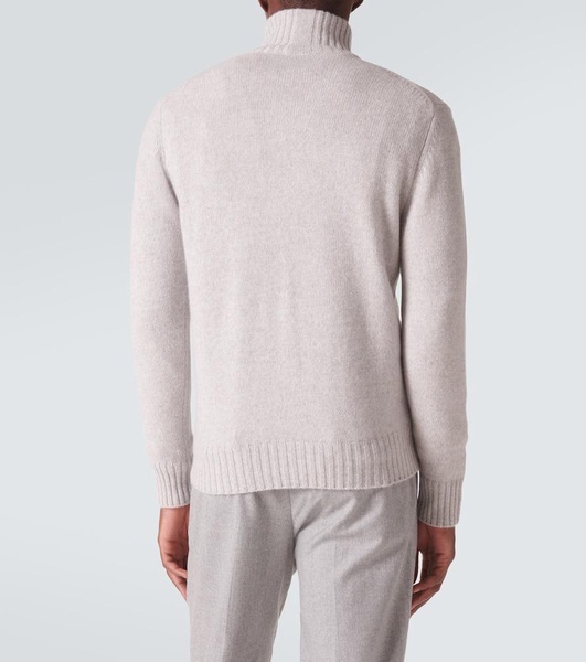 Cashmere sweater