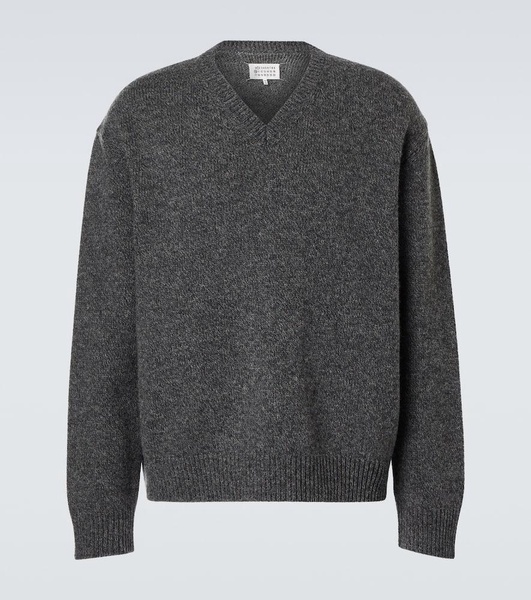 Wool sweater