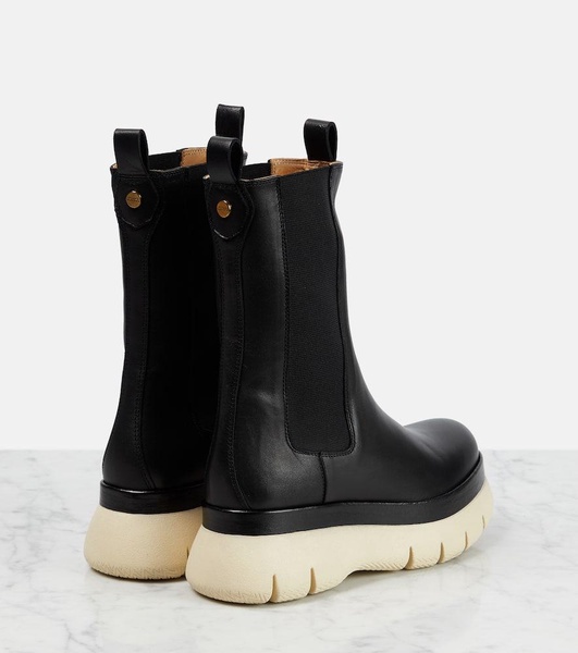 Mecile leather Chelsea boots