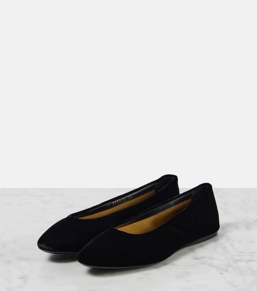 Gio velvet ballet flats