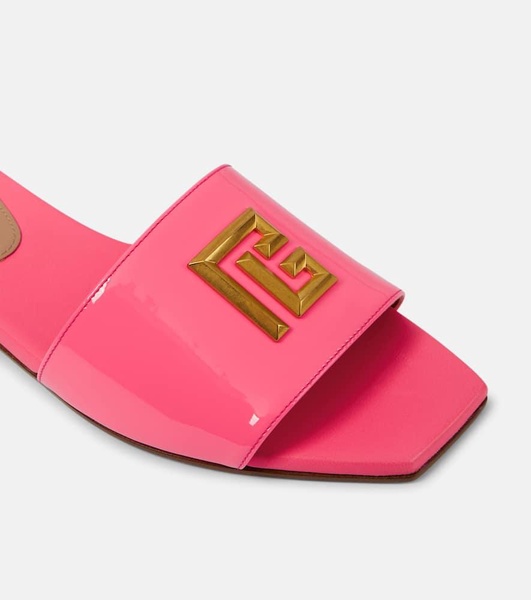 Dafne patent leather slides