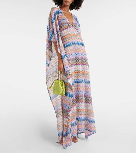 Zigzag beach cover-up