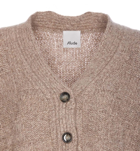 Allude Sweaters