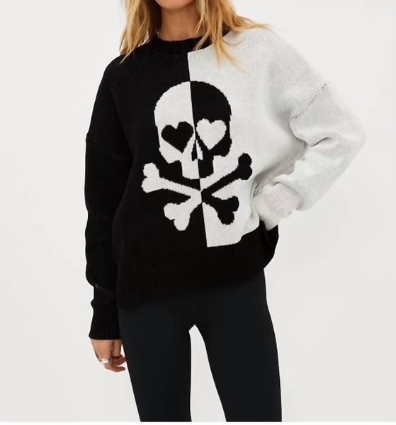 the callie sweater in skull