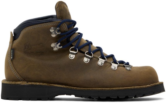 Khaki Mountain Pass Boots