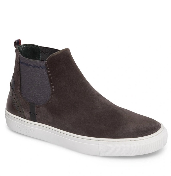 men's lykeen chelsea boot in grey suede