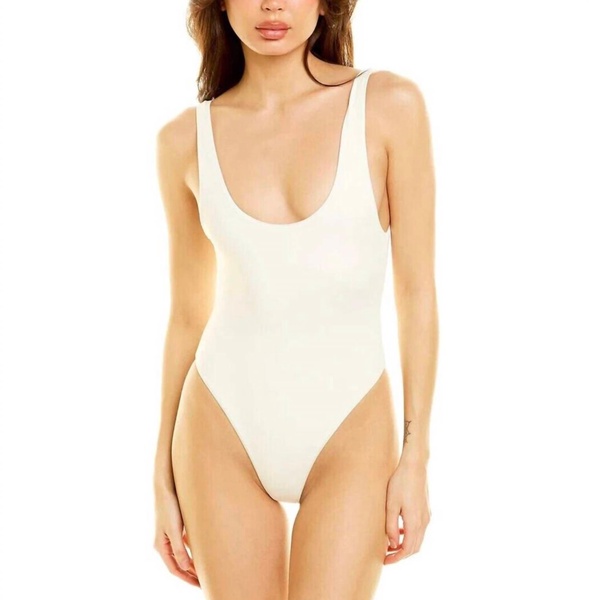 scoop one piece in solid white