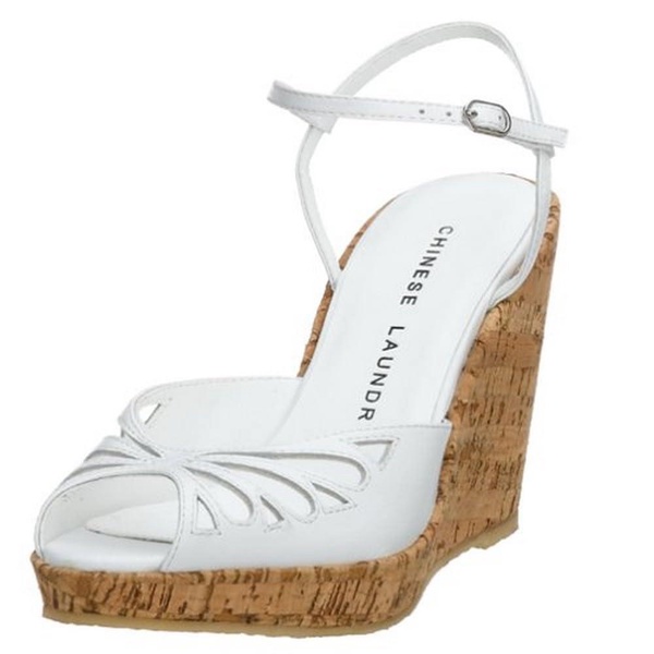 Chinese Laundry Women's Vanna High Wedge Sandal