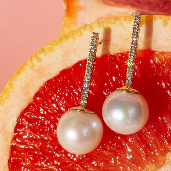 Proud Diamond Pearl Earrings