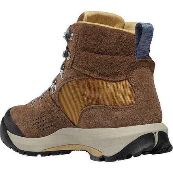 Inquire Mid 5in Hiking Boot - Women's