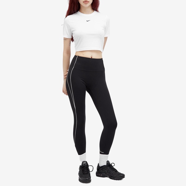 Nike Essential Slim Crop Swoosh T-Shirt