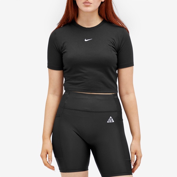 Nike Essential Slim Crop Swoosh T-Shirt