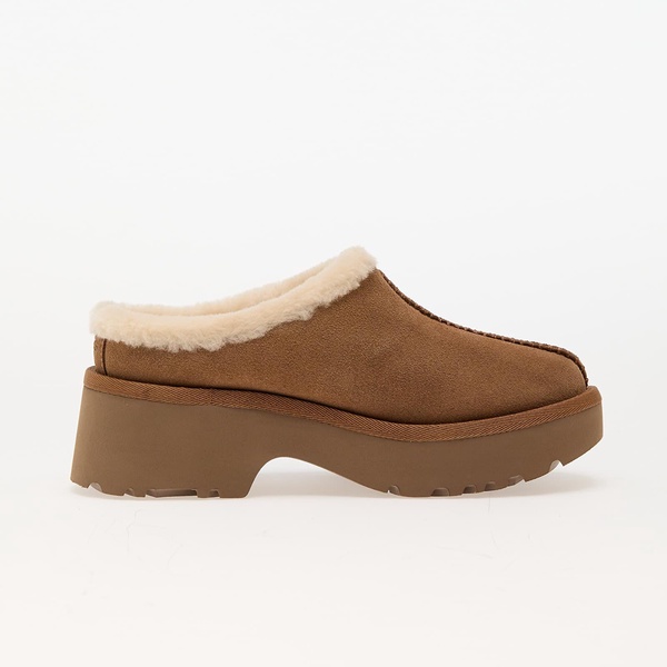 UGG W New Heights Cozy Clog