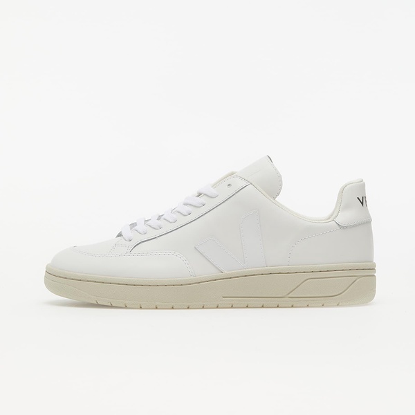 Veja V-12 Leather