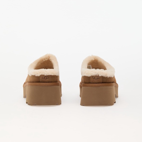 UGG W New Heights Cozy Clog