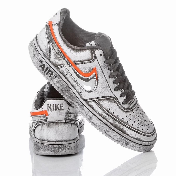 Nike Washed Magma