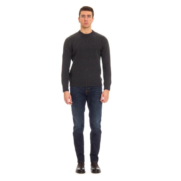 Round-neck Knitwear